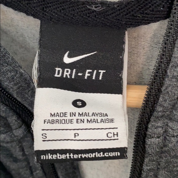 Nike Sleeveless Hoodie/Tank Top - Picture 7 of 7